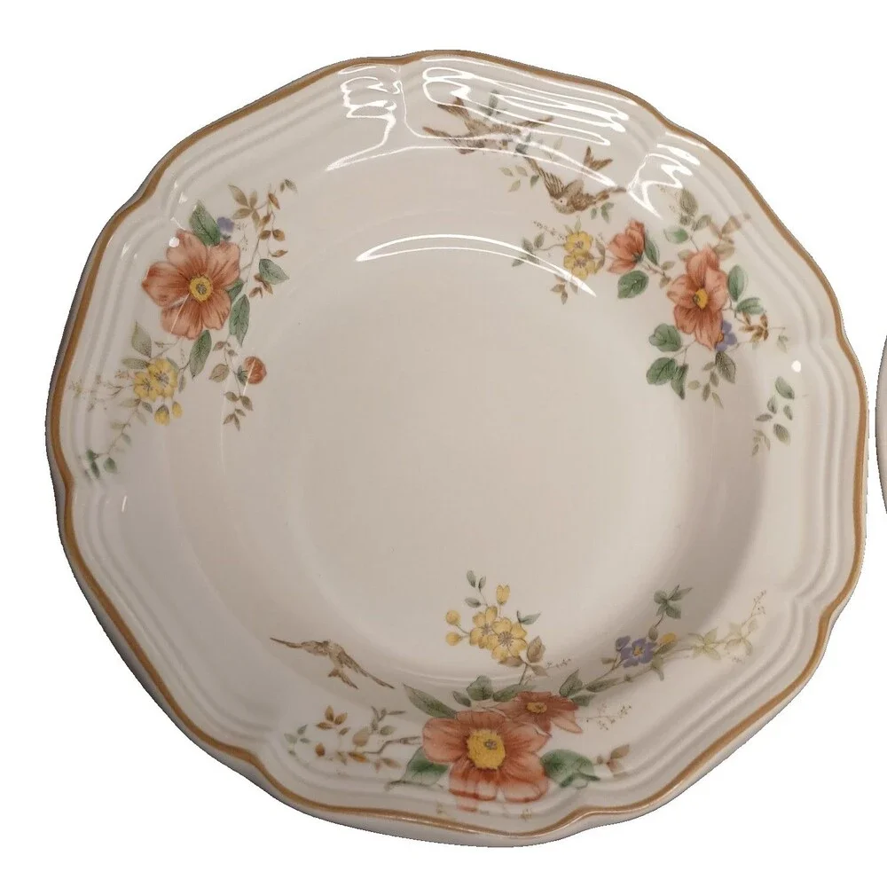 Mikasa Heritage Capistrano 4 Rim Soup Bowl 8 1/2